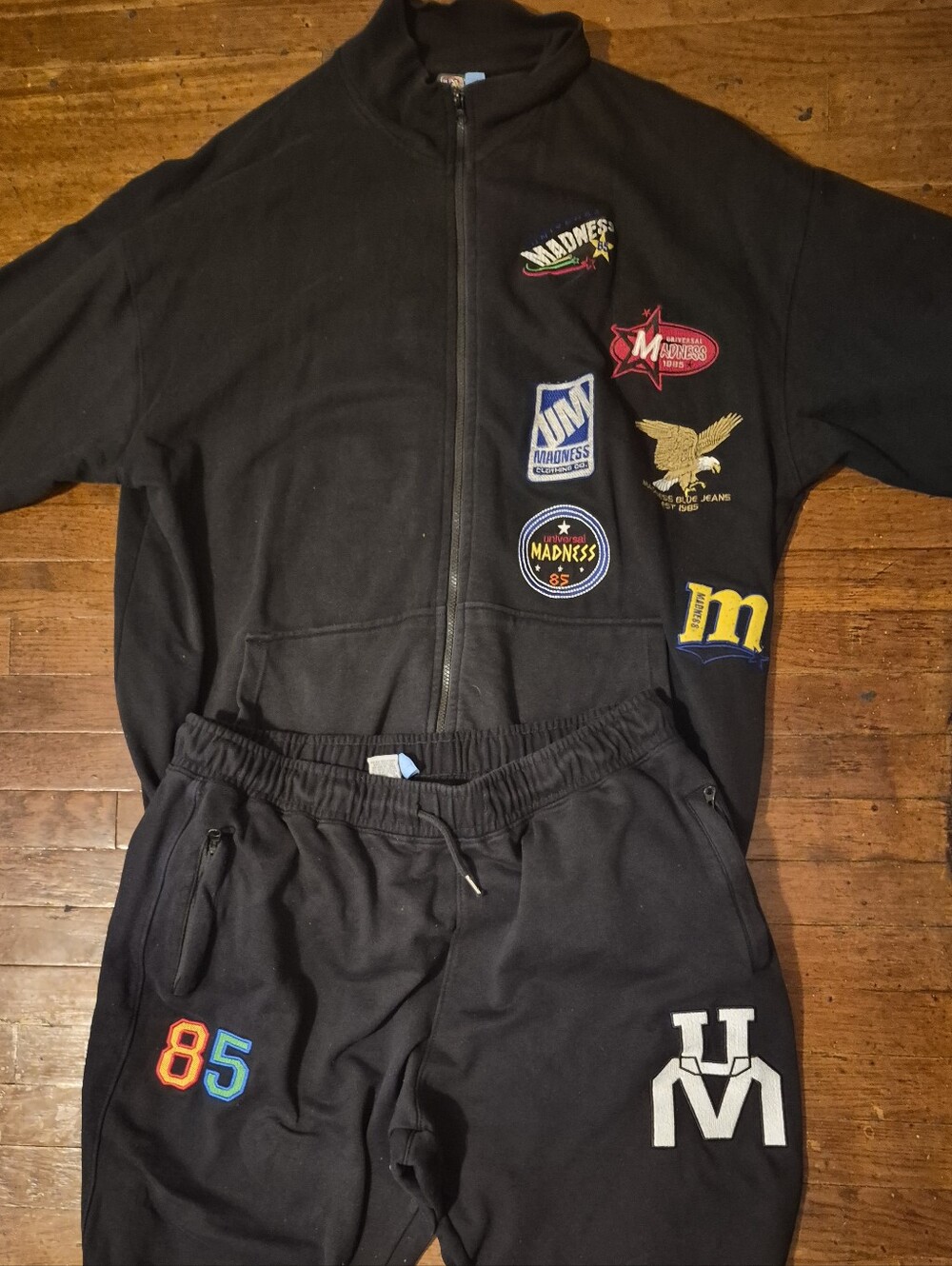 Madness Mens 2XL/4XL Black Patch Zip-Up Hoodie & Joggers Set